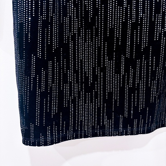 H:OURS black velvet mini dress with rhinestones – Formal Festive | Medium * - Picture 4 of 8